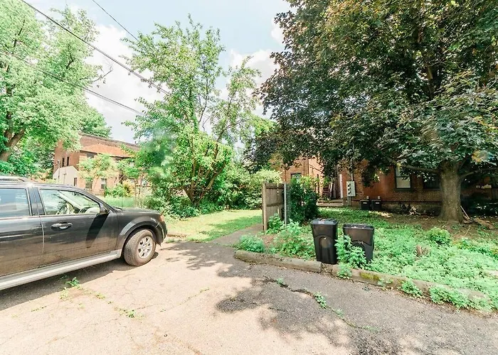 - No Steps - Walkable & Free Parking